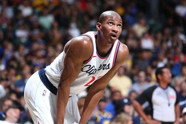 在经济低迷中，NBA为何依然大幅盈利？